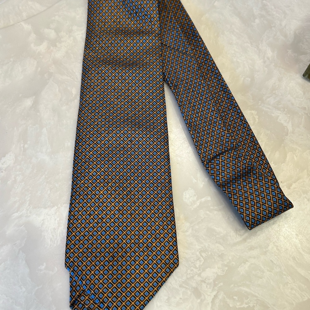 Stefano Ricci Blue and Gold Geometric Tie, 100% Silk, Made in Italy - Picture 6 of 9